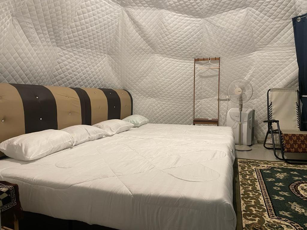 Hotel Gunung Medan Glamping & Cafe Kangar Zewnętrze zdjęcie