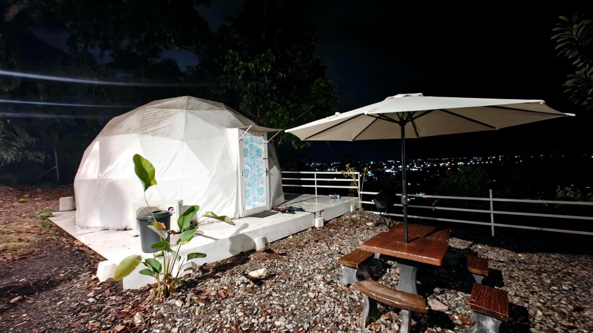 Hotel Gunung Medan Glamping & Cafe Kangar Zewnętrze zdjęcie