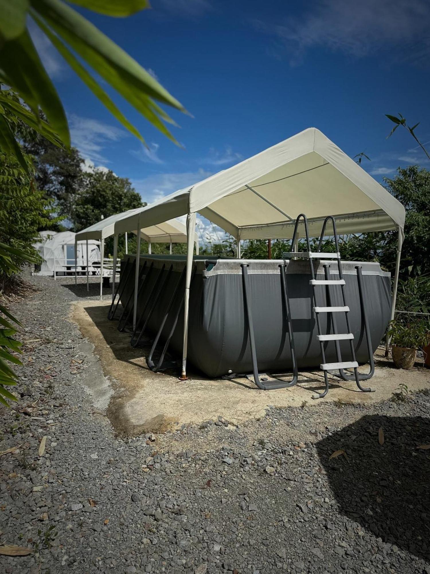 Hotel Gunung Medan Glamping & Cafe Kangar Zewnętrze zdjęcie